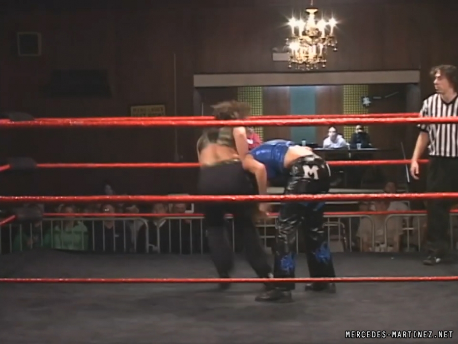 mercedesmatch20051106_Still1015.jpg