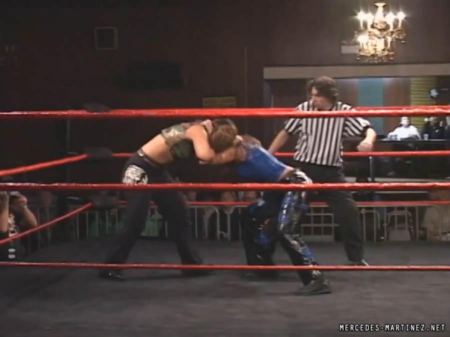 mercedesmatch20051106_Still131.jpg