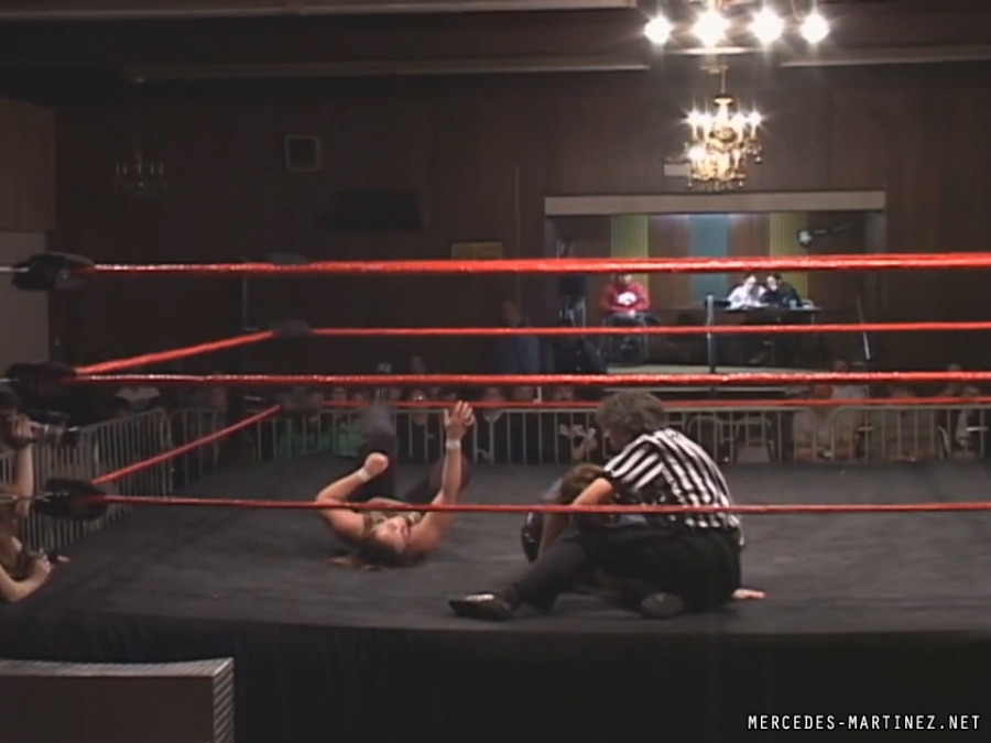 mercedesmatch20051106_Still1657.jpg