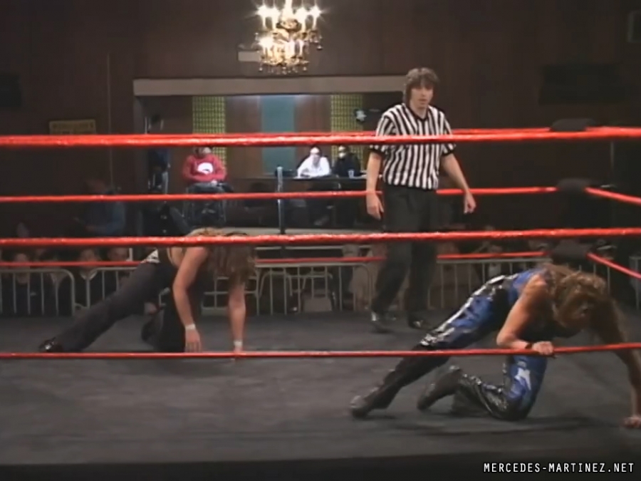 mercedesmatch20051106_Still1769.jpg