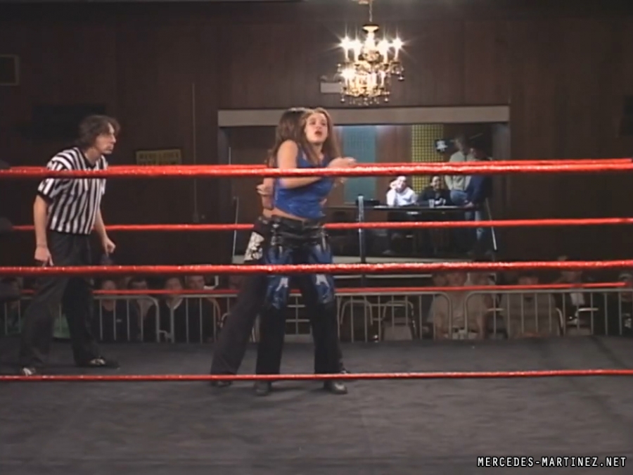 mercedesmatch20051106_Still205.jpg