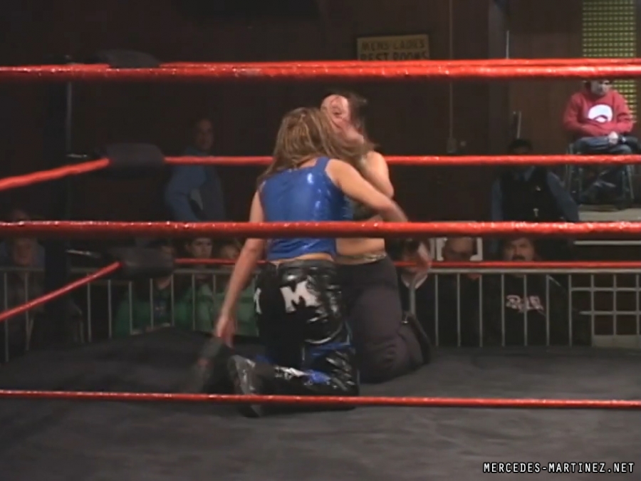 mercedesmatch20051106_Still2127.jpg