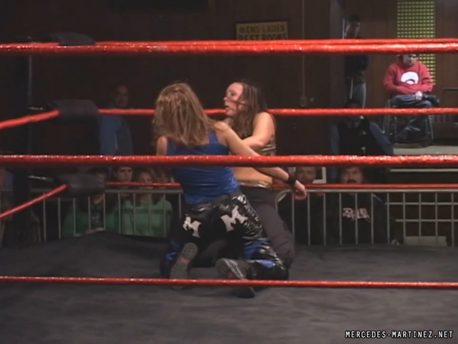 mercedesmatch20051106_Still2134.jpg