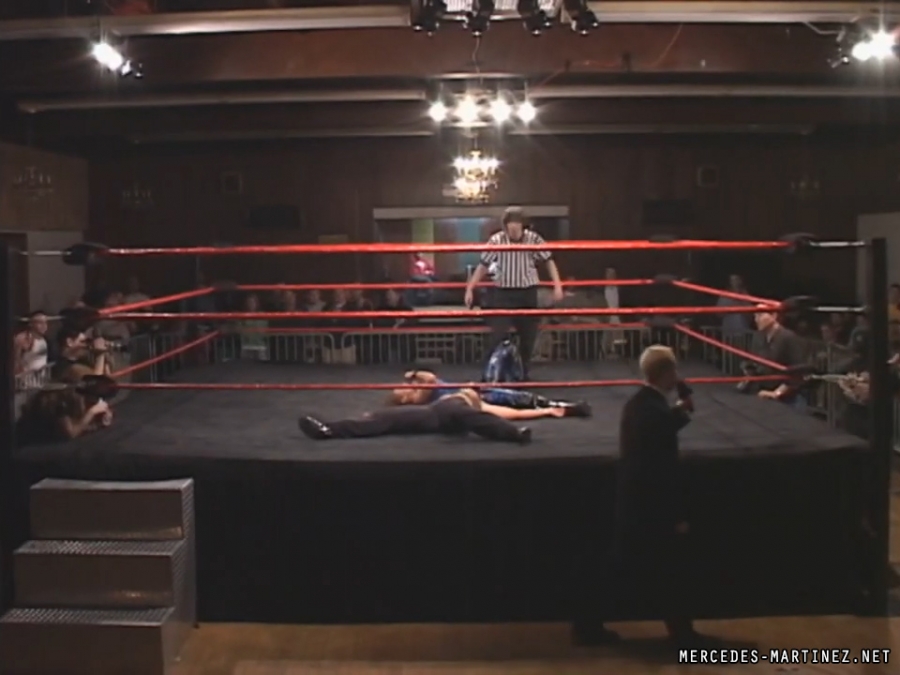 mercedesmatch20051106_Still2363.jpg