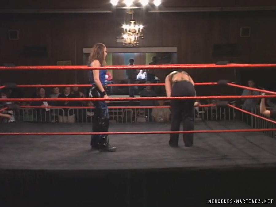 mercedesmatch20051106_Still2484.jpg