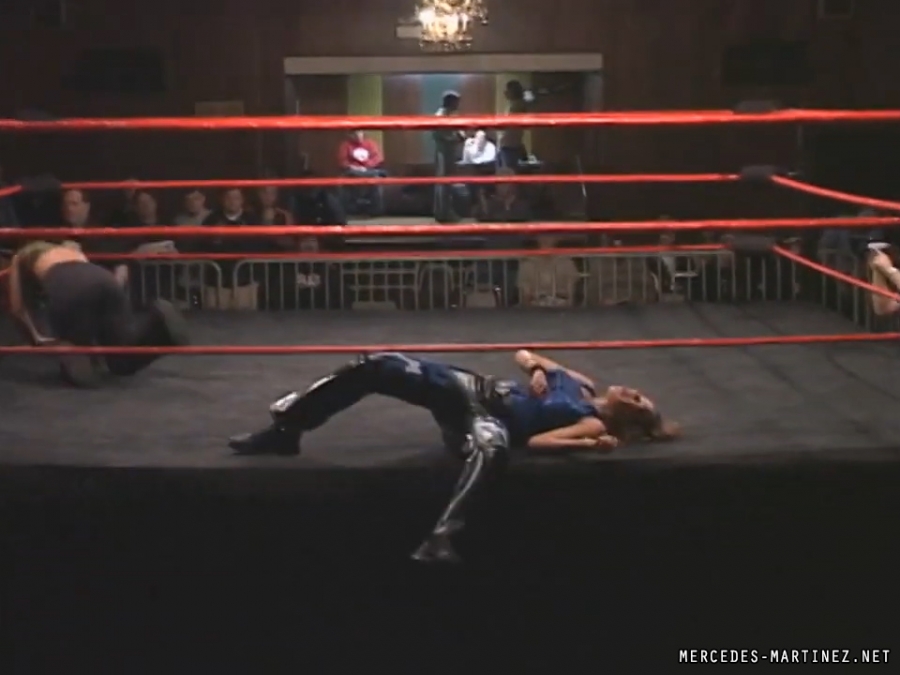 mercedesmatch20051106_Still2495.jpg