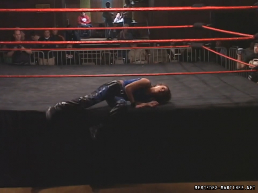 mercedesmatch20051106_Still2497.jpg