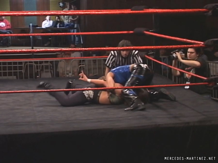 mercedesmatch20051106_Still368.jpg