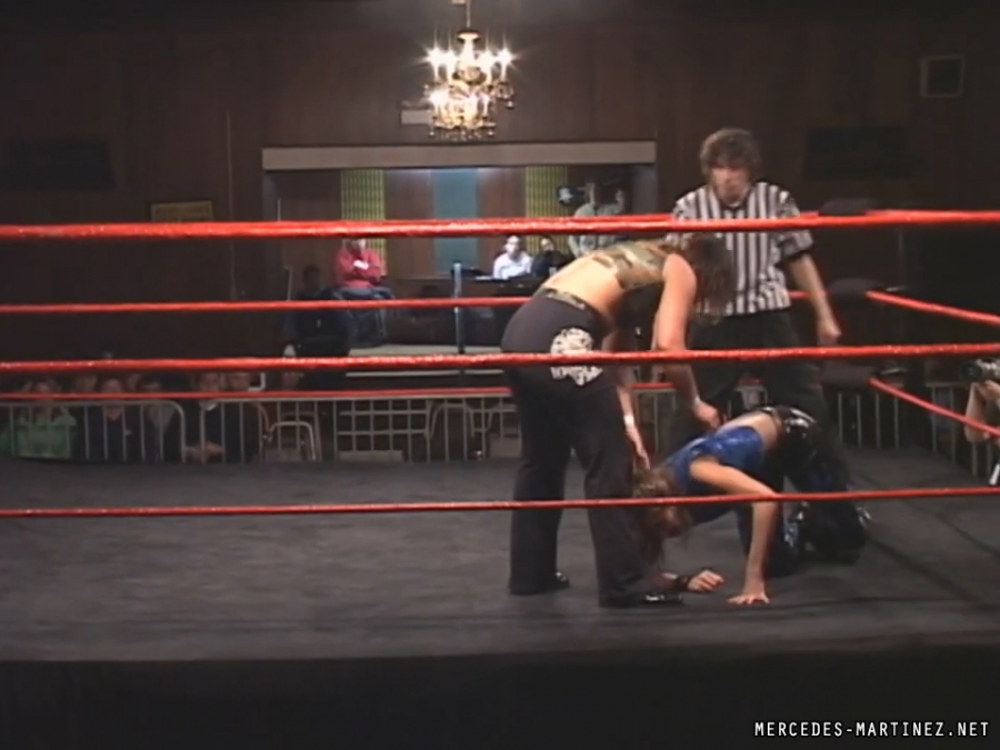 mercedesmatch20051106_Still739.jpg