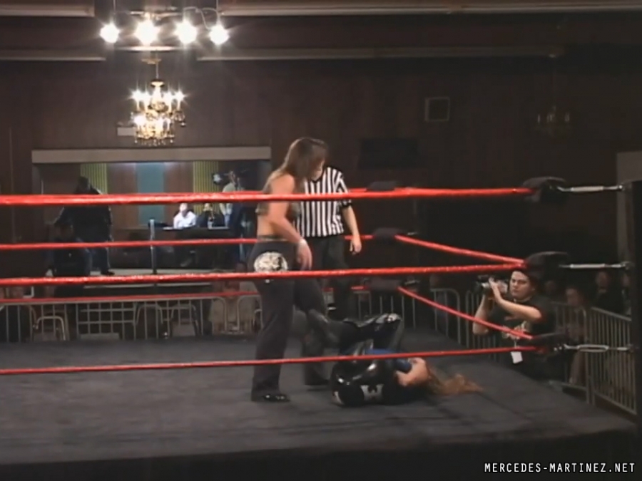 mercedesmatch20051106_Still775.jpg