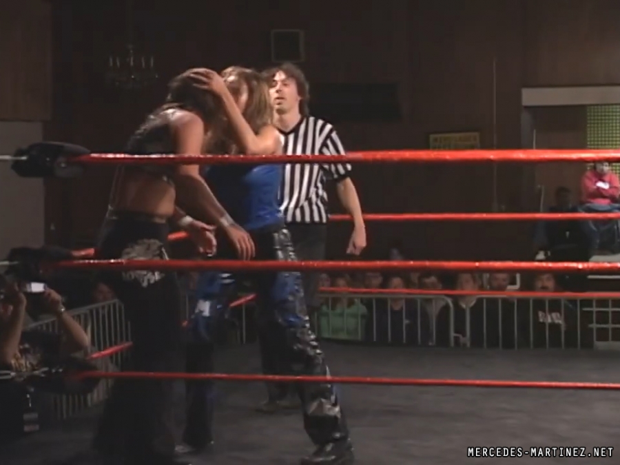 mercedesmatch20051106_Still889.jpg