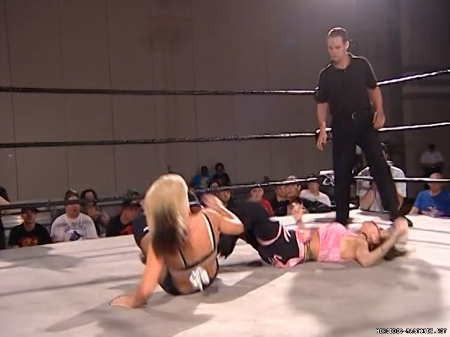 mercedesmatch20100501_00_00_53_15_Still084.jpg