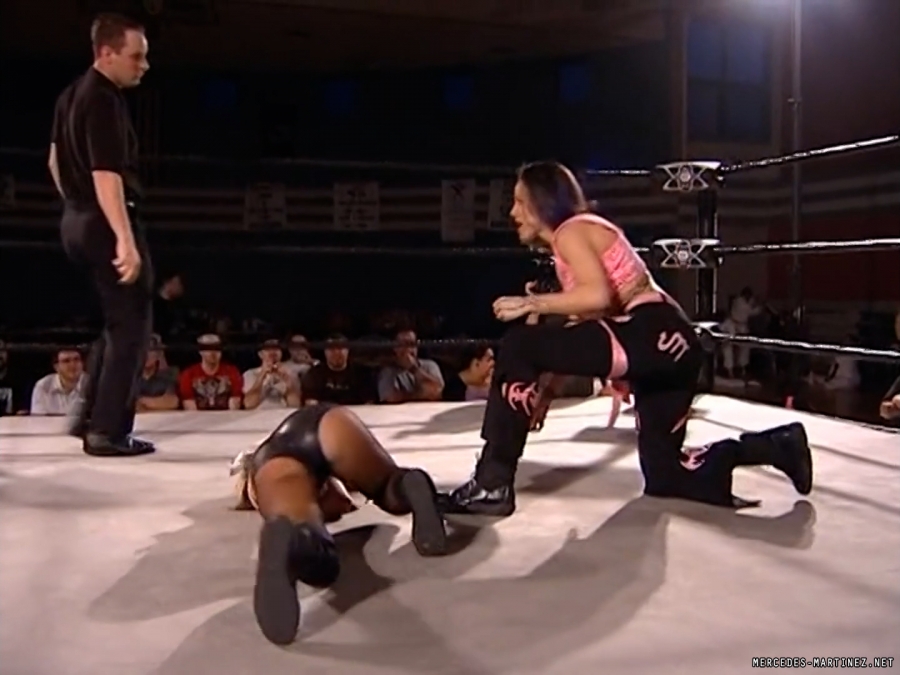 mercedesmatch20100501_00_01_14_15_Still125.jpg