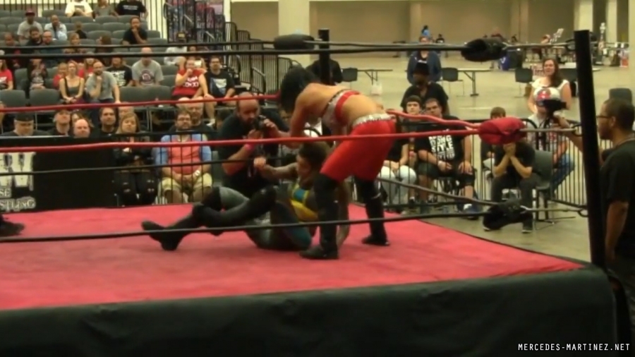 mercedesmatch20171007_Still1120.jpg