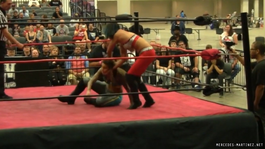mercedesmatch20171007_Still1121.jpg
