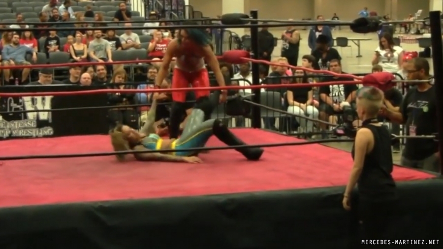 mercedesmatch20171007_Still923.jpg