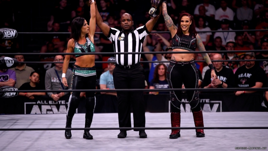 mercedesroh20220719_00_03_14_15_Still227.jpg