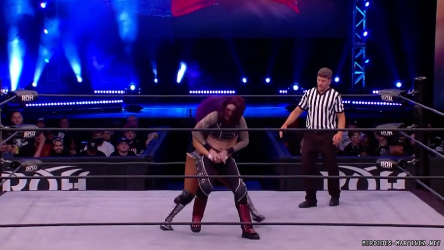 mercedesmatch20220401_00_01_25_15_Still158.jpg