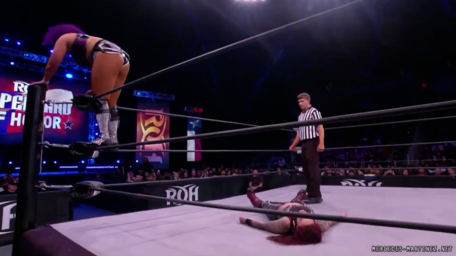 mercedesmatch20220401_00_12_51_00_Still1488.jpg