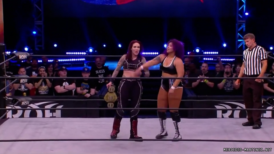 mercedesmatch20220401_00_15_04_15_Still1754.jpg