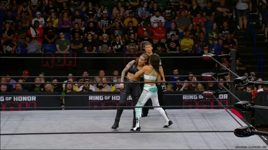 mercedesroh20220723_00_01_44_15_Still198.jpg