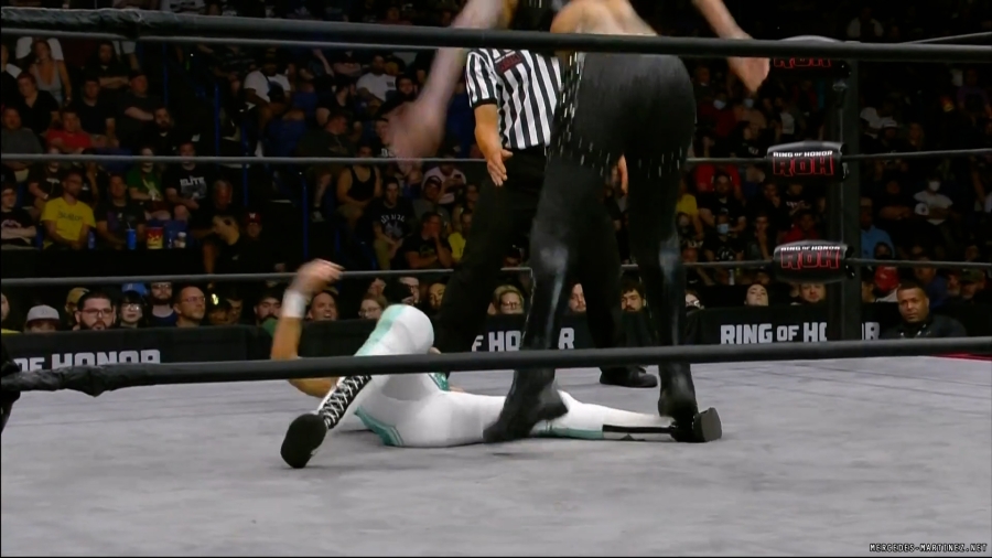 mercedesroh20220723_00_03_02_00_Still353.jpg