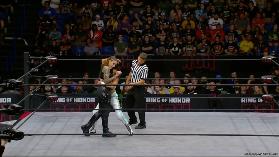 mercedesroh20220723_00_03_10_15_Still370.jpg
