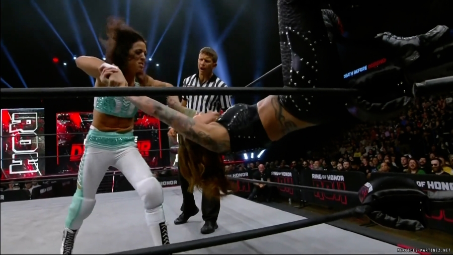 mercedesroh20220723_00_08_57_00_Still1015.jpg