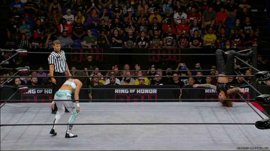 mercedesroh20220723_00_09_05_15_Still1032.jpg