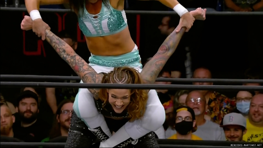 mercedesroh20220723_00_10_04_00_Still1146.jpg