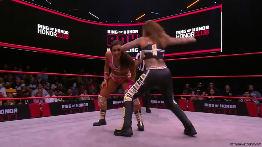 mercedesroh20230518_00_03_15_15_Still376.jpg