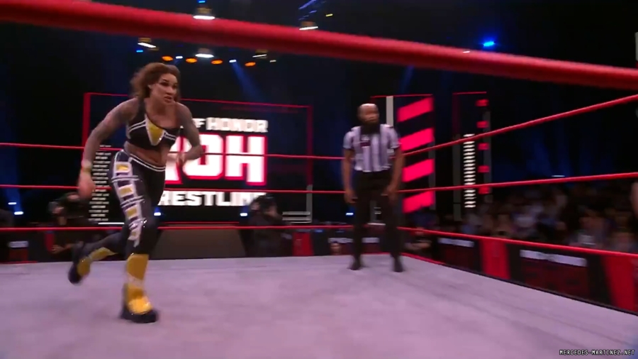 mercedesroh20230518_00_03_58_00_Still461.jpg
