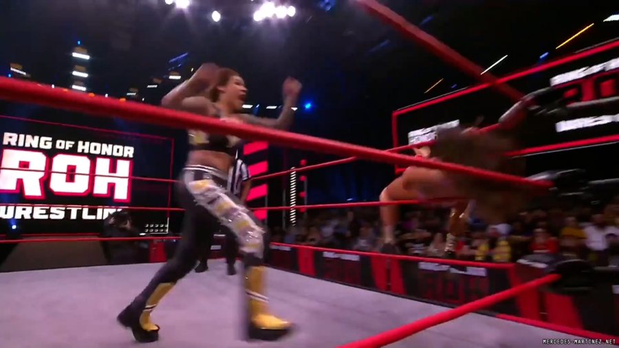 mercedesroh20230518_00_03_58_15_Still462.jpg