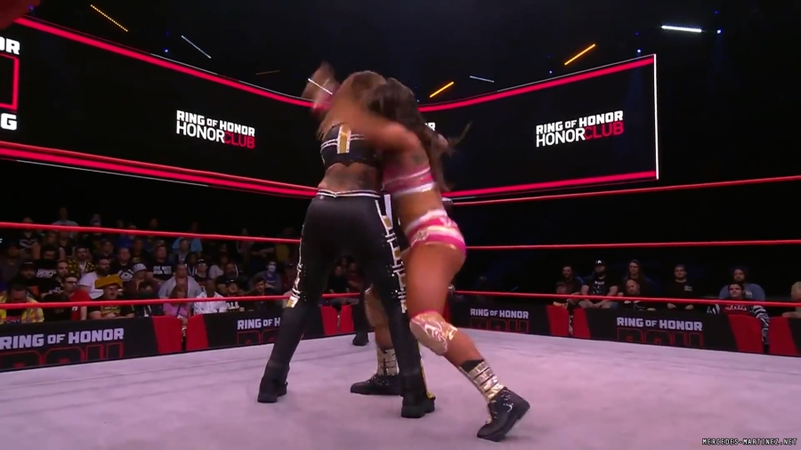 mercedesroh20230518_00_04_23_00_Still508.jpg