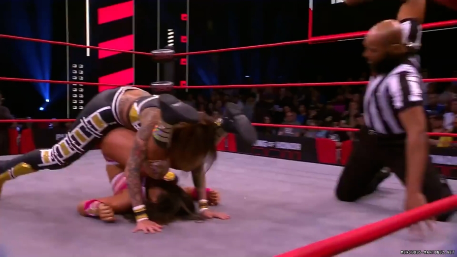 mercedesroh20230518_00_04_36_00_Still534.jpg