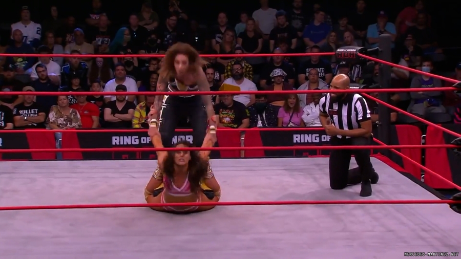 mercedesroh20230518_00_07_17_00_Still806.jpg