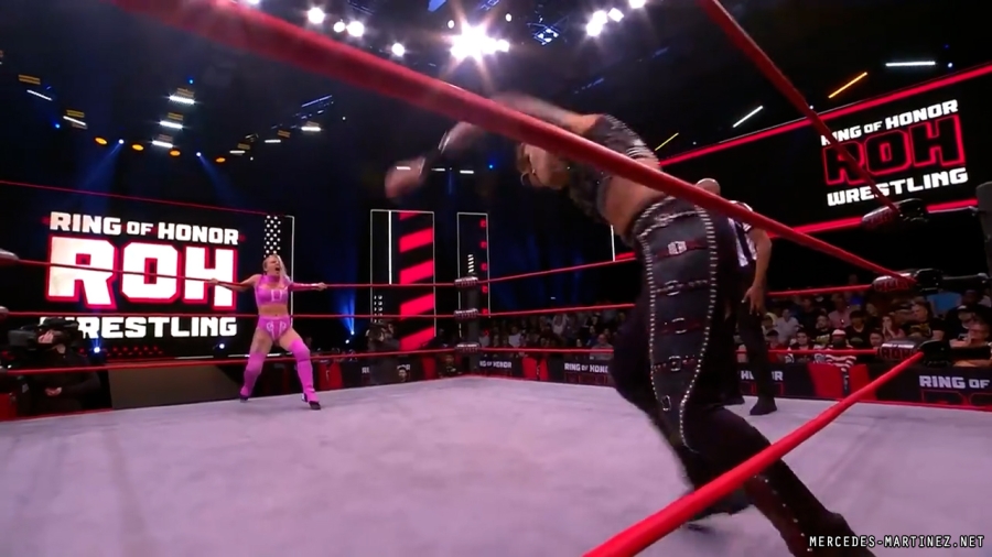 mercedesroh20230525_00_01_39_15_Still175.jpg