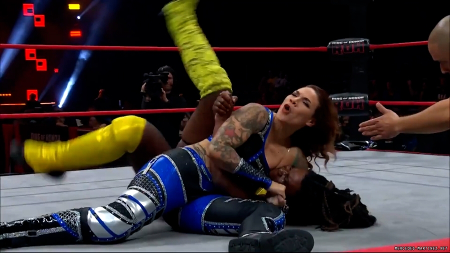 mercedesroh20230921_00_00_38_00_Still200.jpg