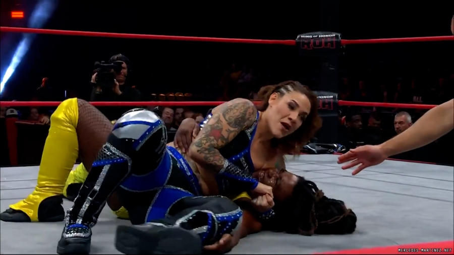 mercedesroh20230921_00_00_39_15_Still209.jpg