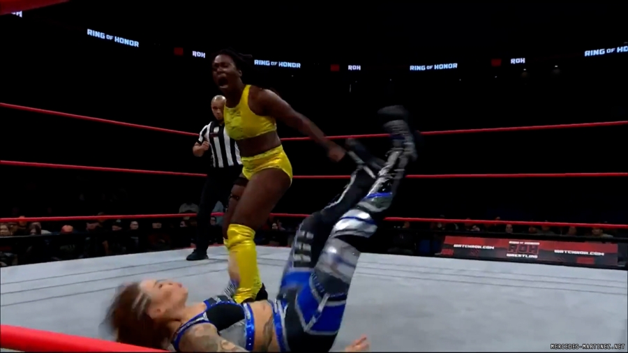mercedesroh20230921_00_00_40_25_Still217.jpg