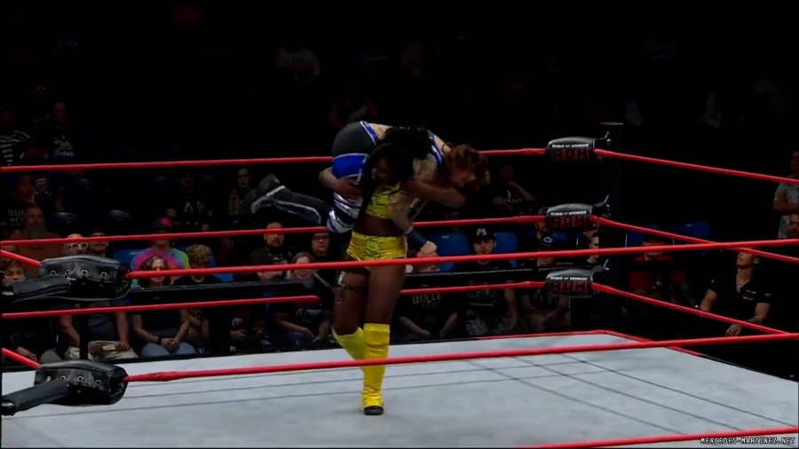 mercedesroh20230921_00_00_49_15_Still260.jpg