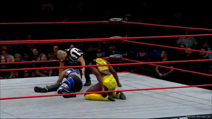 mercedesroh20230921_00_01_33_10_Still502.jpg