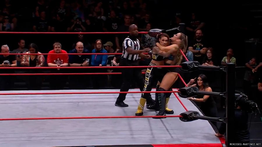 mercedesroh20230928_00_00_46_05_Still257.jpg