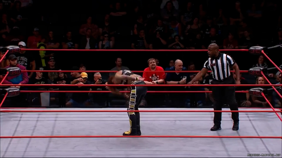 mercedesroh20230928_00_01_20_00_Still423.jpg