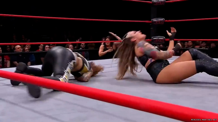 mercedesroh20230928_00_02_01_05_Still638.jpg