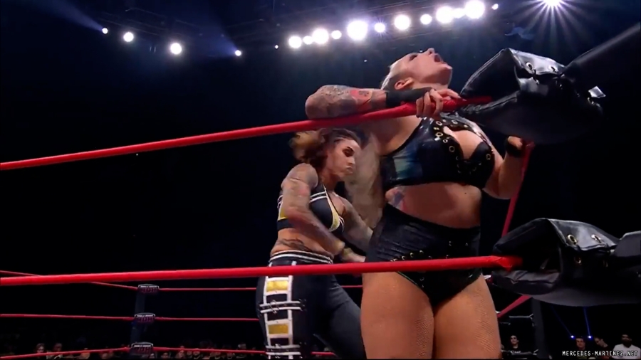 mercedesroh20230928_00_02_15_00_Still708.jpg