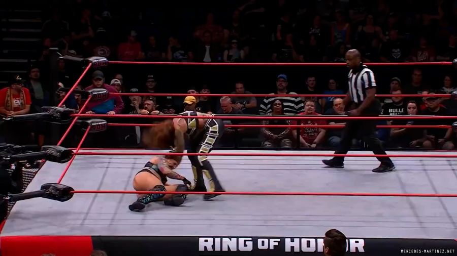 mercedesroh20230928_00_02_27_00_Still759.jpg
