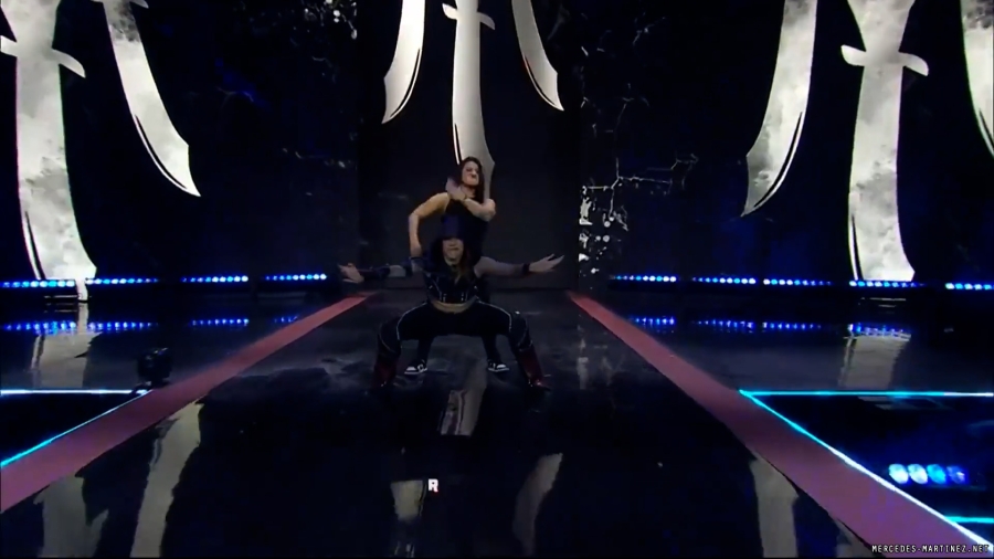 mercedesroh20231012_00_00_18_15_Still105.jpg