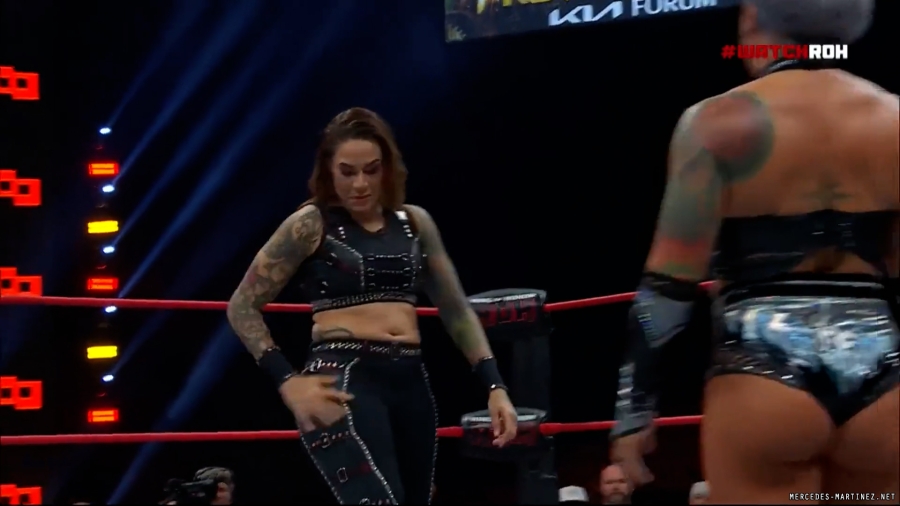 mercedesroh20231012_00_00_33_25_Still191.jpg