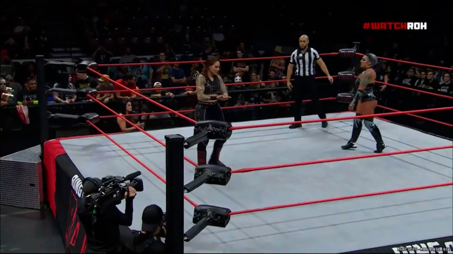 mercedesroh20231012_00_00_34_05_Still193.jpg